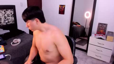 Snapshot of setsuna_10 chatting on March 11, 2025, 12:00 am david online show from March 11, 2025, 12:00 am