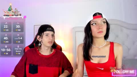 sett_and_gwen online show from December 18, 2024, 8:25 pm