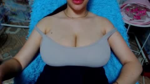 seu_cute online show from September 15, 2025, 8:53 pm