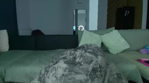 seven_sinsss online show from July 25, 2026, 3:59 am