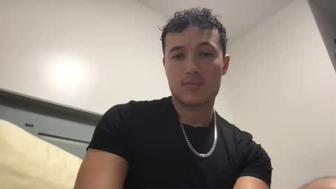 seveninchsteve_ online show from November 10, 2025, 9:58 pm