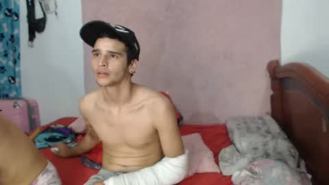 Snapshot of sex_forever77 chatting on December 28, 2024, 3:58 am Karol y antony online show from December 28, 2024, 3:58 am