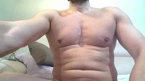 Snapshot of sex_machine_19 chatting on December 6, 2024, 12:05 pm SEX MACHINE 19 online show from December 6, 2024, 12:05 pm