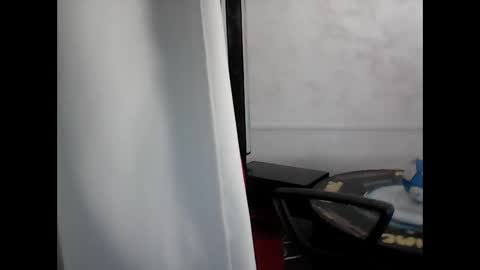 Snapshot of sexcoppia_24 chatting on May 22, 2026, 8:10 am sexcoppia_24 online show from May 22, 2026, 8:10 am