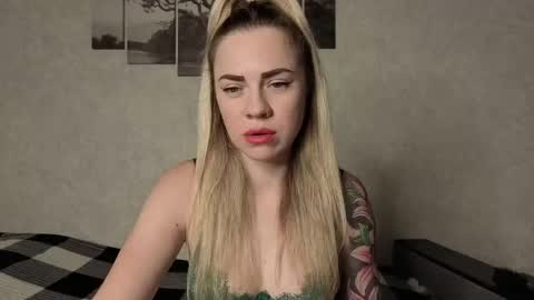 Snapshot of sexdetka777 chatting on December 2, 2025, 6:14 pm Xenia online show from December 2, 2025, 6:14 pm