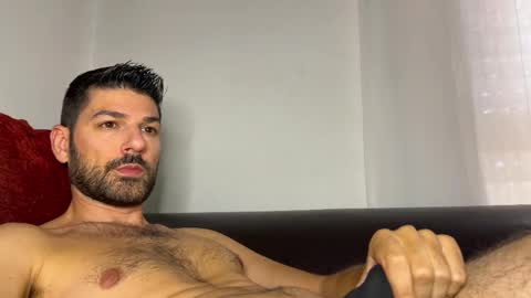 Snapshot of sexfriendch chatting on October 15, 2025, 9:20 am Lucenzo online show from October 15, 2025, 9:20 am