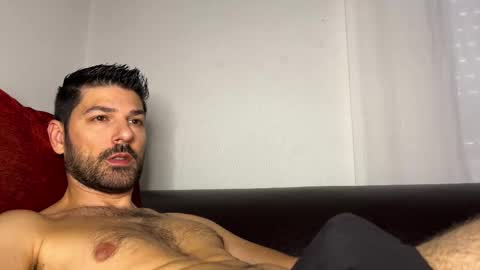 Snapshot of sexfriendch chatting on October 29, 2025, 8:49 am Lucenzo online show from October 29, 2025, 8:49 am