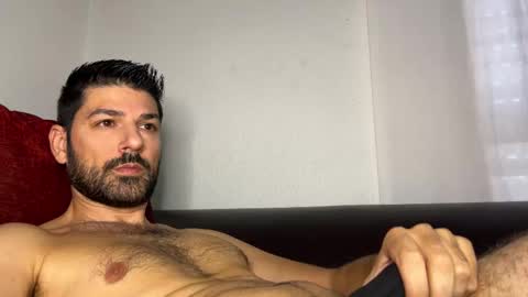 Snapshot of sexfriendch chatting on November 3, 2025, 2:07 pm Lucenzo online show from November 3, 2025, 2:07 pm