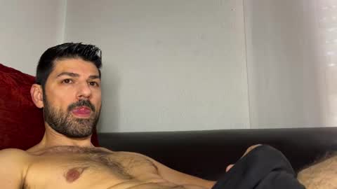 Snapshot of sexfriendch chatting on November 25, 2025, 9:42 am Lucenzo online show from November 25, 2025, 9:42 am