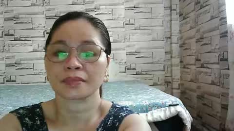 Snapshot of sexi_monica chatting on May 4, 2026, 12:39 am sexi_monica online show from May 4, 2026, 12:39 am