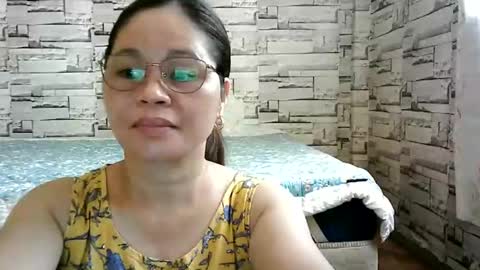 Snapshot of sexi_monica chatting on June 6, 2026, 1:43 am sexi_monica online show from June 6, 2026, 1:43 am