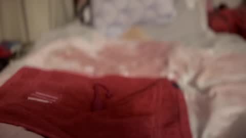 Snapshot of sexiest_labia_ever chatting on March 12, 2025, 6:44 pm Sexiest labia evers online show from March 12, 2025, 6:44 pm