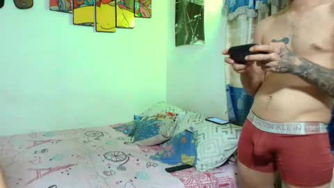 Snapshot of sexincompany chatting on April 15, 2026, 5:47 am monserat y thony online show from April 15, 2026, 5:47 am