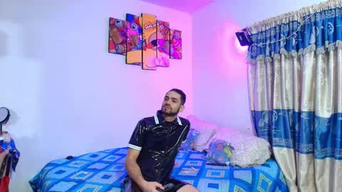 sexincompany425566 online show from March 18, 2026, 9:07 pm