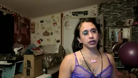 Snapshot of sexiwhiskey699 chatting on May 16, 2026, 9:06 am sexiwhiskey699 online show from May 16, 2026, 9:06 am