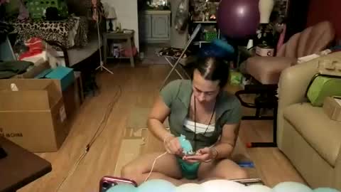 Snapshot of sexiwhiskey699 chatting on June 8, 2026, 4:13 am sexiwhiskey699 online show from June 8, 2026, 4:13 am