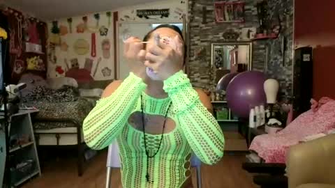 Snapshot of sexiwhiskey699 chatting on June 20, 2026, 8:22 pm sexiwhiskey699 online show from June 20, 2026, 8:22 pm