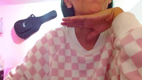 sexmilkdirty online show from December 24, 2024, 3:16 am