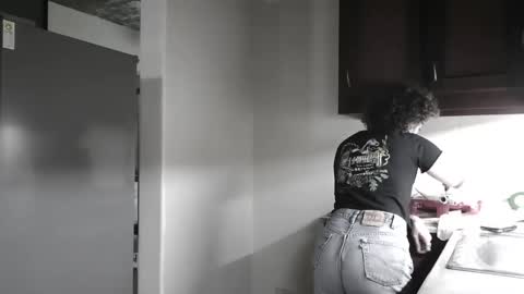 Snapshot of sexnchocolate chatting on February 6, 2025, 5:25 am Trixy Rose online show from February 6, 2025, 5:25 am