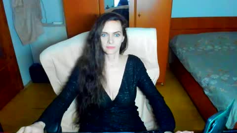 Snapshot of sexqueen1111 chatting on May 9, 2026, 8:03 pm sexqueen1111 online show from May 9, 2026, 8:03 pm