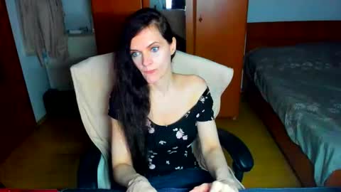 Snapshot of sexqueen1111 chatting on June 5, 2026, 9:09 pm sexqueen1111 online show from June 5, 2026, 9:09 pm