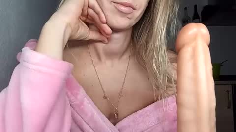 Snapshot of sexualangel chatting on June 11, 2026, 2:53 am Verona online show from June 11, 2026, 2:53 am