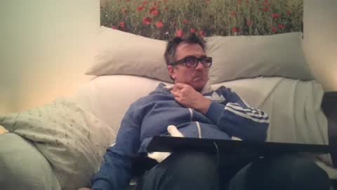 Snapshot of sexurbation chatting on January 22, 2025, 9:32 pm Sexurbation online show from January 22, 2025, 9:32 pm