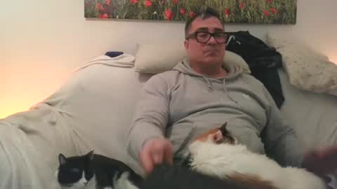 Snapshot of sexurbation chatting on November 26, 2025, 8:10 pm Sexurbation online show from November 26, 2025, 8:10 pm