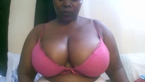 sexxi_ebony online show from April 22, 2026, 8:17 am