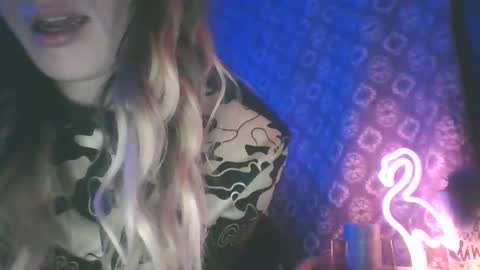 sexxileeah online show from December 20, 2024, 9:54 am