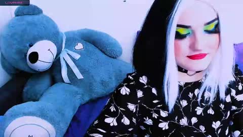 sexxx_queen online show from January 17, 2025, 2:18 pm