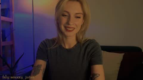 Snapshot of sexxxy_jutsu chatting on December 21, 2024, 6:44 pm Maria online show from December 21, 2024, 6:44 pm