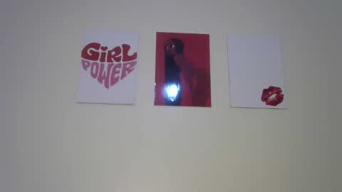 Snapshot of sexxy_bhaddie chatting on January 23, 2025, 2:23 am kisses online show from January 23, 2025, 2:23 am