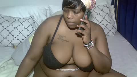 Snapshot of sexxy_brii chatting on July 1, 2026, 7:02 pm sexxy_brii online show from July 1, 2026, 7:02 pm
