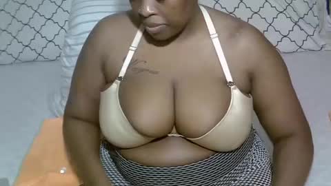 Snapshot of sexxy_brii chatting on July 4, 2026, 2:07 am sexxy_brii online show from July 4, 2026, 2:07 am