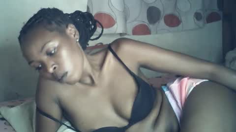 sexxy_curvy23 online show from January 8, 2026, 6:43 pm