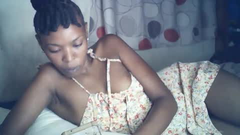 sexxy_curvy23 online show from February 6, 2026, 4:39 am