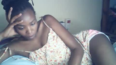 Snapshot of sexxy_curvy23 chatting on May 18, 2026, 3:57 am sexxy_curvy23 online show from May 18, 2026, 3:57 am