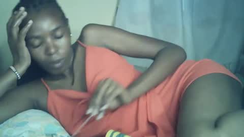 Snapshot of sexxy_curvy23 chatting on June 14, 2026, 5:42 am sexxy_curvy23 online show from June 14, 2026, 5:42 am