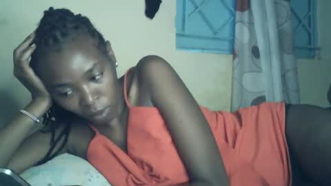 Snapshot of sexxy_curvy23 chatting on June 17, 2026, 7:55 am sexxy_curvy23 online show from June 17, 2026, 7:55 am
