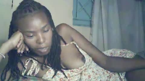 Snapshot of sexxy_curvy23 chatting on June 23, 2026, 3:59 am sexxy_curvy23 online show from June 23, 2026, 3:59 am