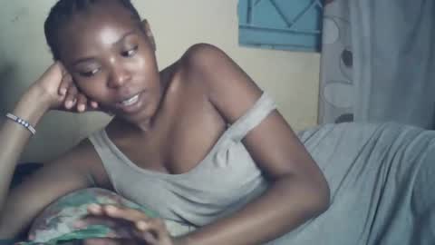 Snapshot of sexxy_curvy23 chatting on July 31, 2026, 8:08 pm sexxy_curvy23 online show from July 31, 2026, 8:08 pm