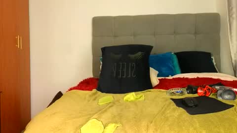 sexxy mariana online show from October 3, 2025, 1:13 am