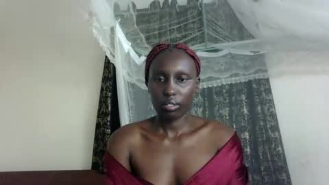 Snapshot of sexxy_melmine chatting on May 1, 2026, 11:48 am Dolly online show from May 1, 2026, 11:48 am