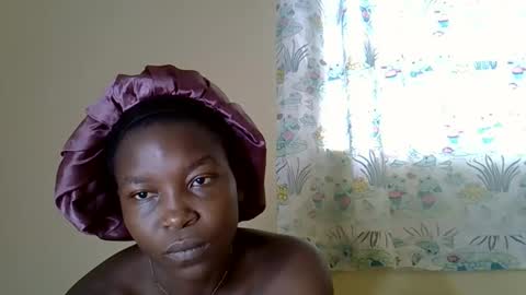 Snapshot of sexxy_shayla chatting on December 21, 2025, 11:28 am sexxy_shayla online show from December 21, 2025, 11:28 am