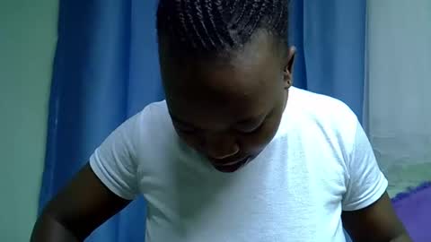 Snapshot of sexxybuttie chatting on May 16, 2026, 2:30 am African Queen online show from May 16, 2026, 2:30 am