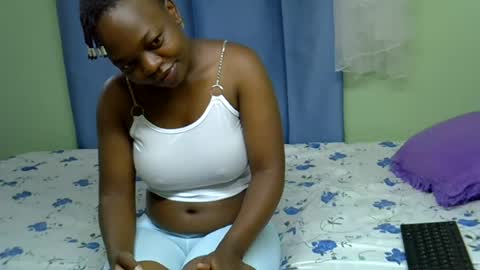 Snapshot of sexxybuttie chatting on June 15, 2026, 10:28 am African Queen online show from June 15, 2026, 10:28 am