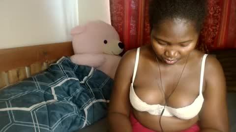 sexxypritty online show from October 6, 2025, 7:39 am