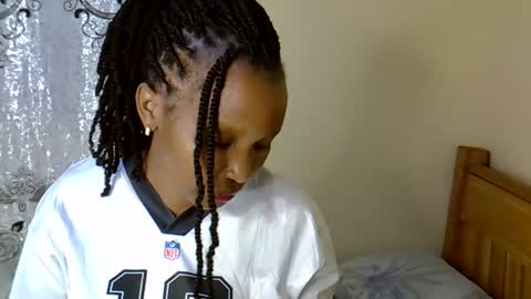 Snapshot of sexxyqueens chatting on October 7, 2025, 7:00 pm Sexxyqueens online show from October 7, 2025, 7:00 pm