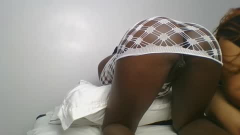 Snapshot of sexy__lips chatting on January 30, 2025, 6:03 am Tina online show from January 30, 2025, 6:03 am